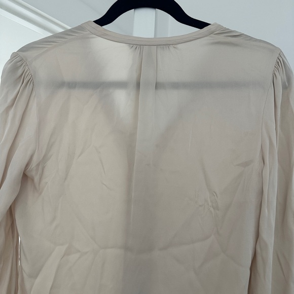 Diane Von Furstenberg Silk Long Sleeve Blouse Women’s Size 4 - Picture 5 of 7